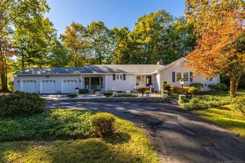 101 Collier Rd, Wethersfield, CT 06109