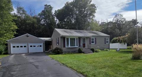 6 Hilltop Ln, Columbia, CT 06237