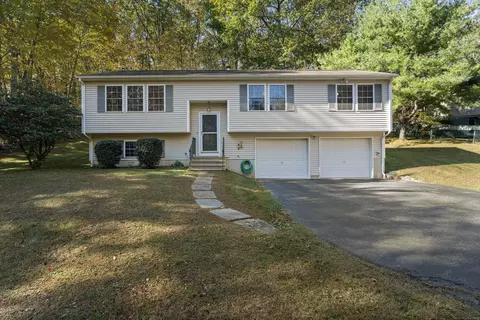 27 Towantic Hill Rd, Oxford, CT 06478