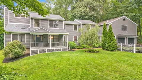 92 Shafer Rd, New Hartford, CT 06057