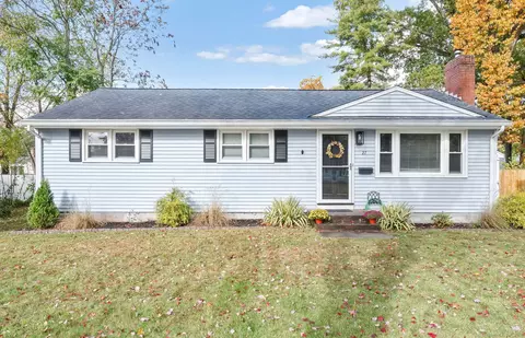 27 Play Rd, Enfield, CT 06082