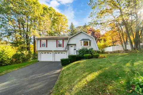 145 Greystone Ave, Bristol, CT 06010