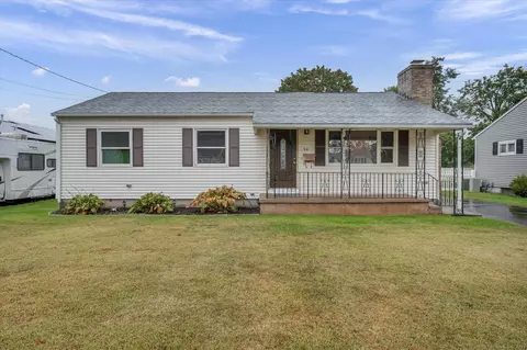 94 Baker Ave, Meriden, CT 06451