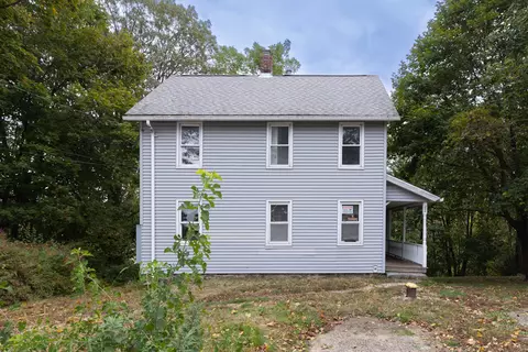 22 Lakeview St, East Hampton, CT 06424