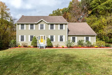 101 Melrose Rd, Broad Brook, CT 06016