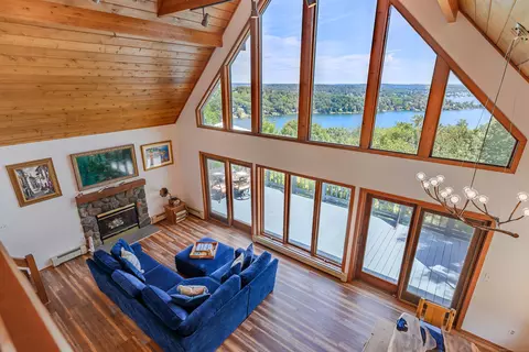 3 Spring Wood Ln, New Fairfield, CT 06812