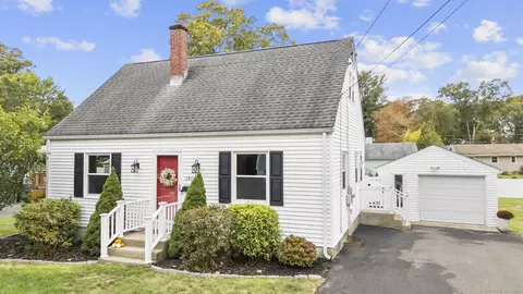 241 Pondview Dr, Southington, CT 06489