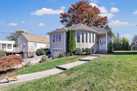 54 Warner Ave, Middletown, CT 06457