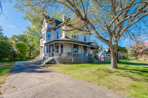 140 Spring St, Windsor Locks, CT 06096
