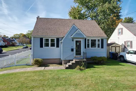 34 Beacon St, New Britain, CT 06053