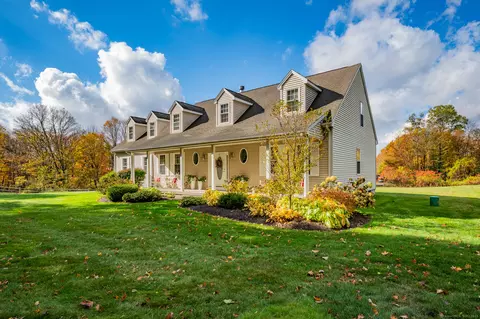 20 Cowles Rd, Bethlehem, CT 06751