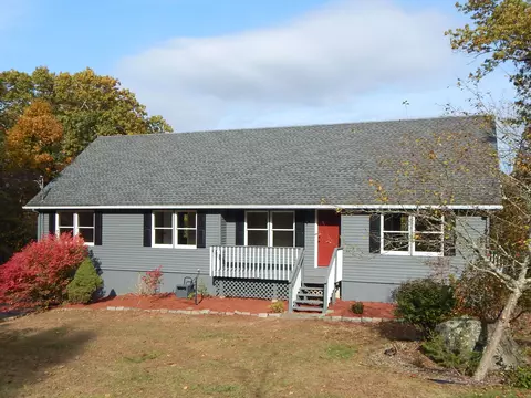 62 Bascom Rd, Lebanon, CT 06249