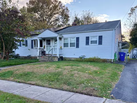 21 7th St, Newington, CT 06111