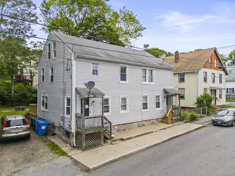 252 Prospect St, Norwich, CT 06360