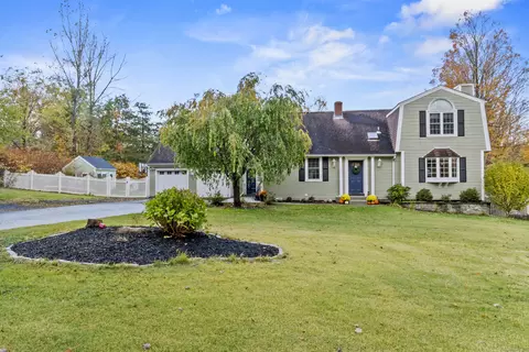 781 Cook Hill Rd, Cheshire, CT 06410