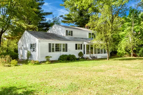 100 Prospect St, Glastonbury, CT 06033