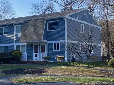 6 Rose Ln #1-9, Danbury, CT 06810