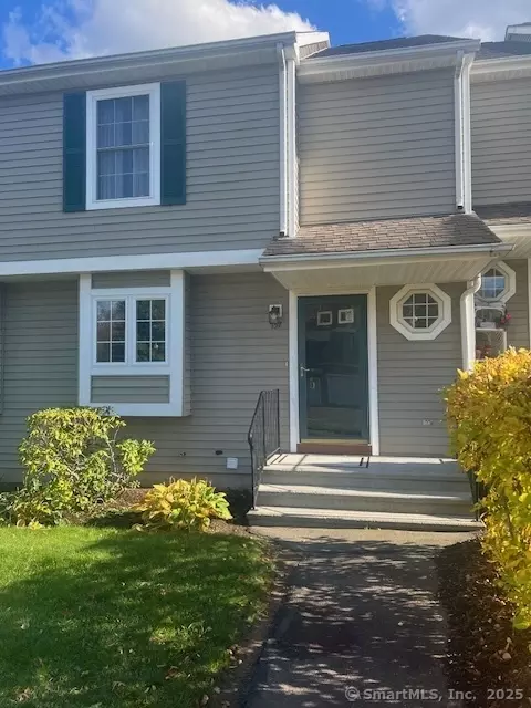 157 Summerhill Rd #157, Wallingford, CT 06492