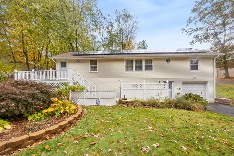 265 Grannis St, East Haven, CT 06512