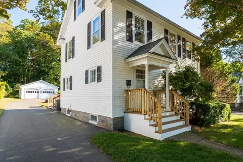 69 High St, Deep River, CT 06417