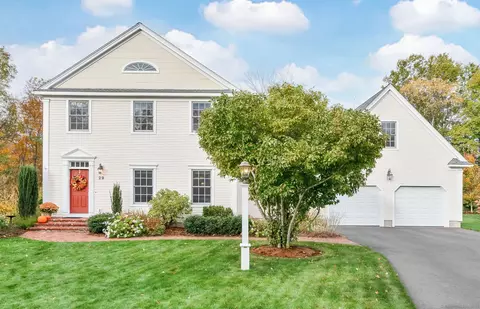 29 Fox Mead, Suffield, CT 06078