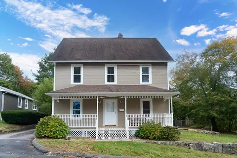 7 Carver Ave, Norwich, CT 06360