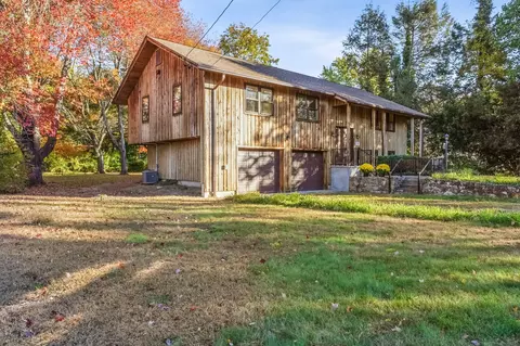 32 Thistle Rd, Norwalk, CT 06851