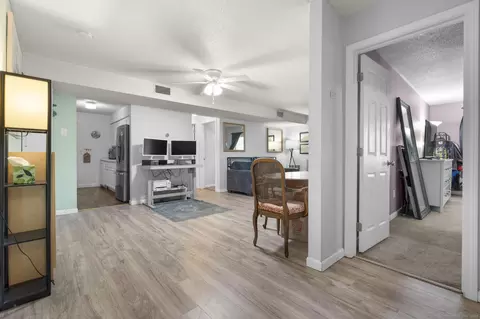2 Concorde Way #A4, Windsor Locks, CT 06096