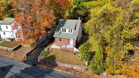 311 Wolcott St, Waterbury, CT 06705