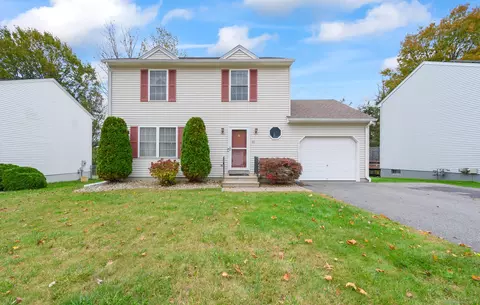 80 Spruce St, Wethersfield, CT 06109