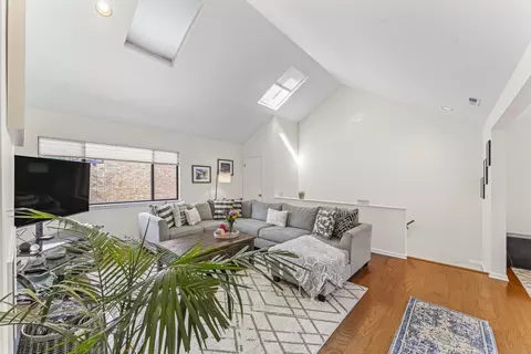 2289 Bedford St #G18, Stamford, CT 06905