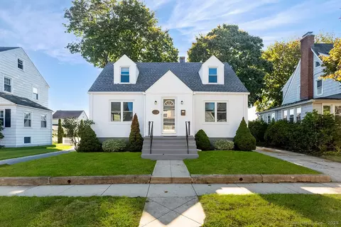 25 Glenwood Ave, Stratford, CT 06614