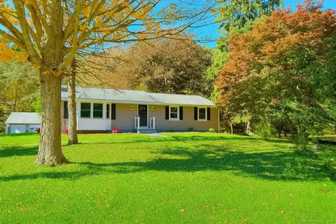 11 11b Pond Circle Rd # A, Westbrook, CT 06498