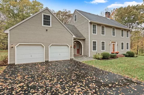 82 Harvest Wood Ln, Higganum, CT 06441