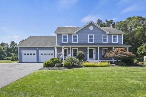 25 Suzy Ct, Meriden, CT 06451
