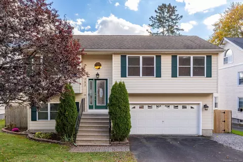 127 Curtiss St, Bristol, CT 06010