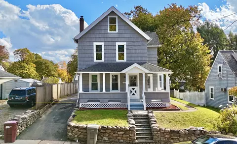 37 Goodyear Ave, Naugatuck, CT 06770