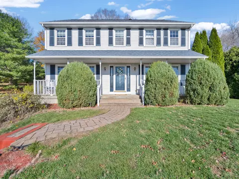 26 Belle Vista Hts, Portland, CT 06480