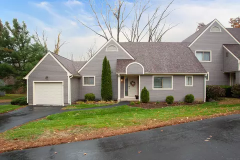 2 Quail Dr #2, Tariffville, CT 06081