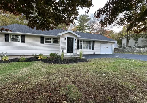 59 Chestnut Dr, Derby, CT 06418