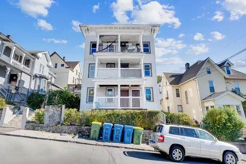 20 Coe St, Waterbury, CT 06704