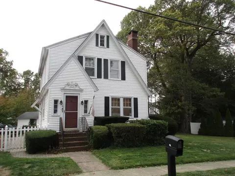 52 Highview Ave, West Haven, CT 06516