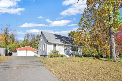 21 King Ct, Enfield, CT 06082