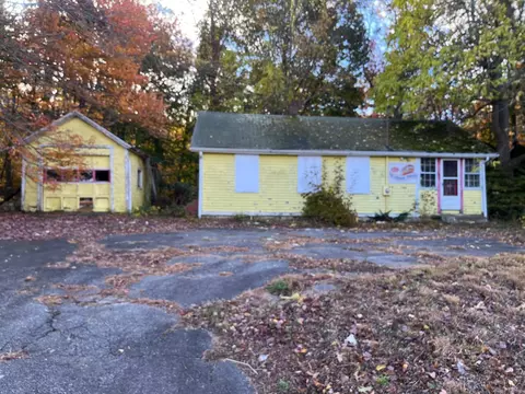 1182 Wolcott Rd, Wolcott, CT 06716
