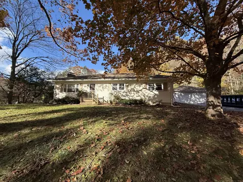 123 Woodland Dr, Harwinton, CT 06791