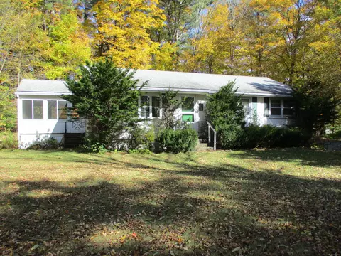21 Senexet Rd, Putnam, CT 06260