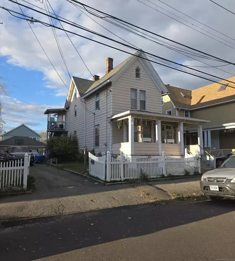162 Cottage St, Bridgeport, CT 06605