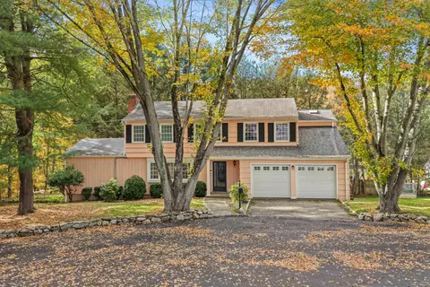 66 Adams Rd, Fairfield, CT 06824