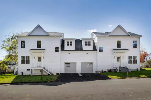 183 Vesper St, Fairfield, CT 06825