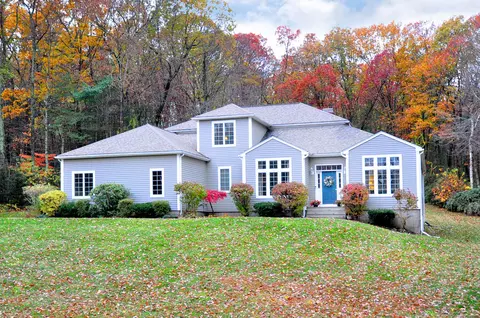 26 Silver Brook Ln, Granby, CT 06060